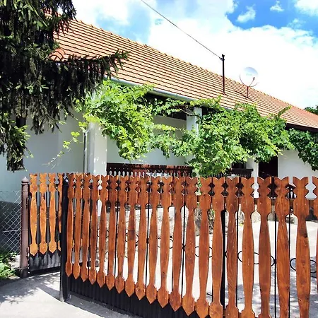 Lugas Vendeghaz