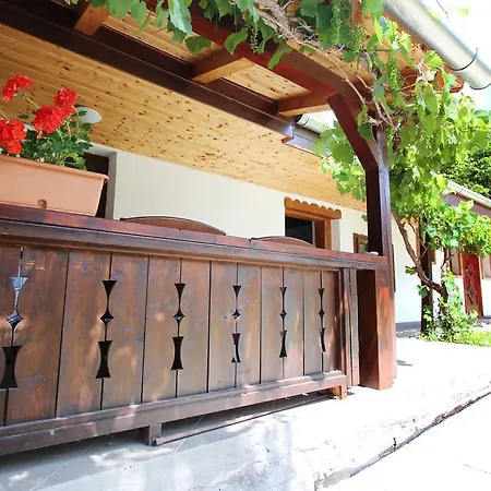 Guest house Lugas Vendeghaz Felsotold