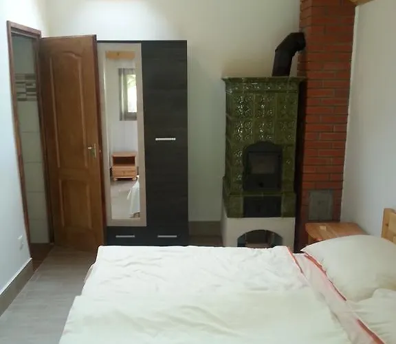게스트하우스 Lugas Vendeghaz Felsőtold